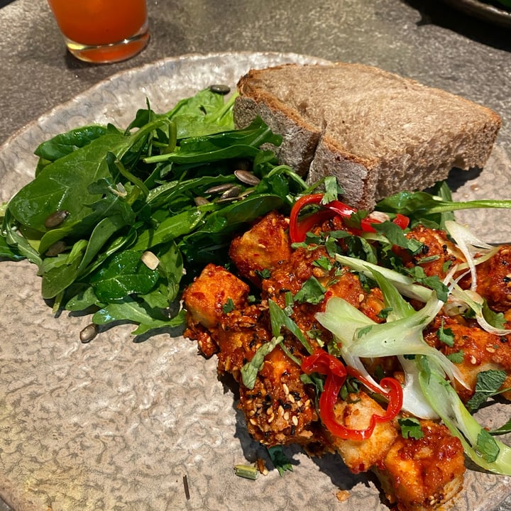 photo of Honest Greens Plaça Catalunya Sweet Chili Tofu shared by @raculo on  21 Mar 2023 - review
