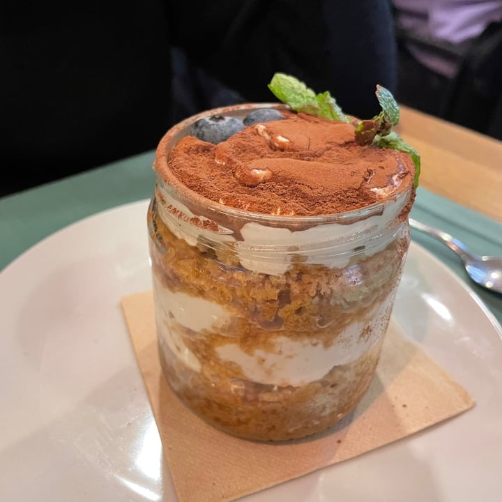 photo of Hakuna Matata Veggie Vegamisú shared by @sara-iridescent on  29 Dec 2022 - review