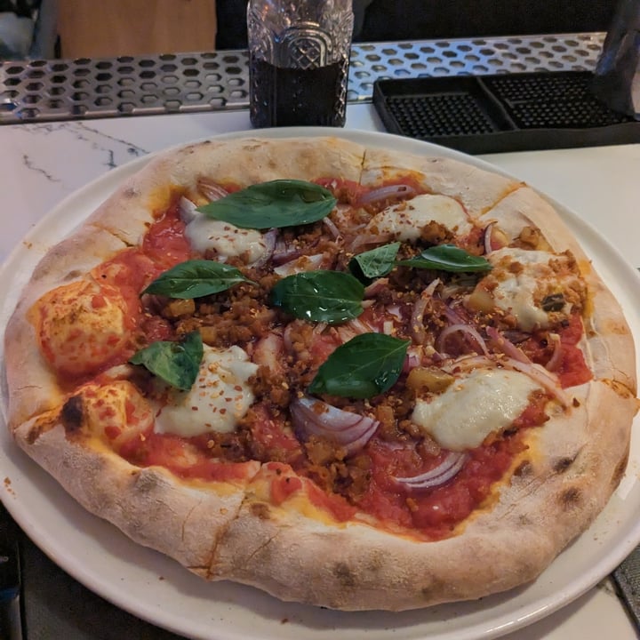 photo of Planta Spicy Chorizo Pizza shared by @chels2ocean on  28 May 2023 - review