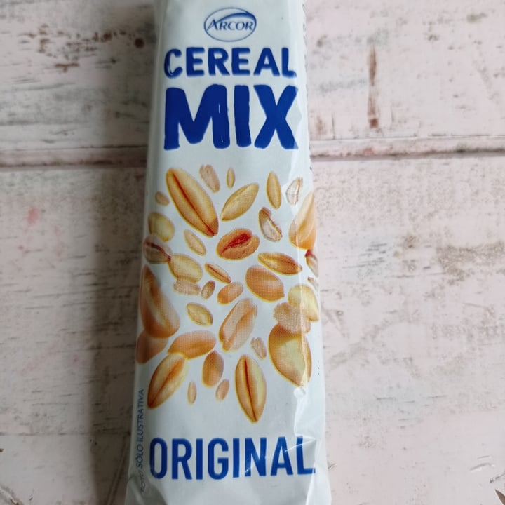 photo of Cereal mix Barrita de Cereal Original shared by @isa256 on  05 Jun 2023 - review