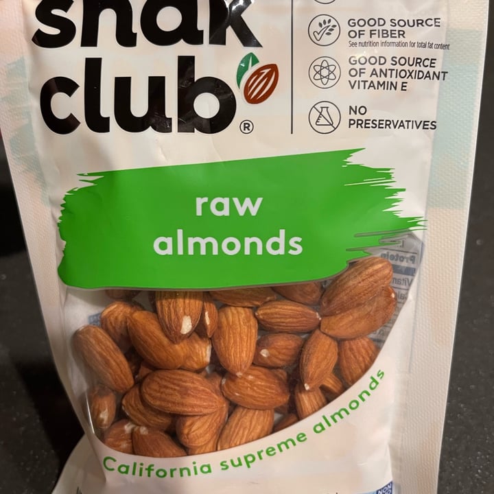 photo of Snak Club Raw Almonds shared by @sedahere on  08 Feb 2023 - review