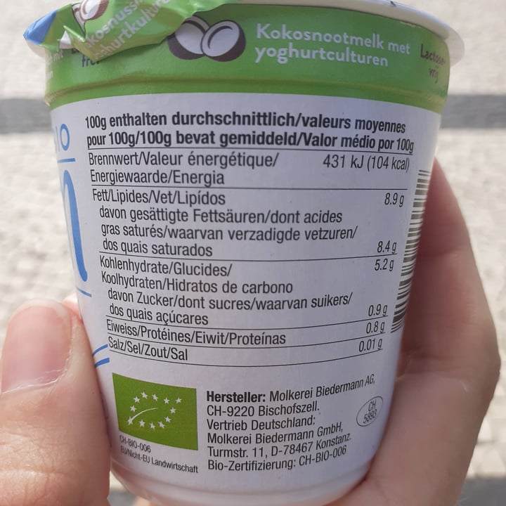 photo of Biedermann Bio Coconut yogurt dessert shared by @chinocia on  28 Mar 2023 - review