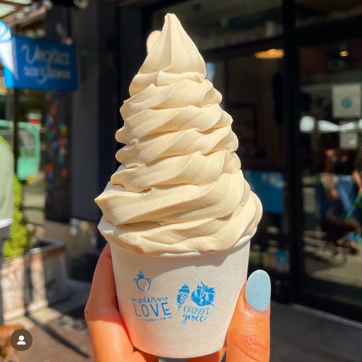 photo of Orchard Grocer peanut butter soft serve shared by @alexesposito on  30 Apr 2023 - review