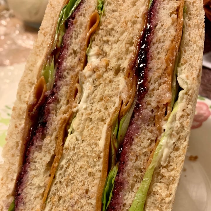 photo of Radagast Vegan Bakery Club sandwich Thanksgiving shared by @friedat on  21 Dec 2022 - review