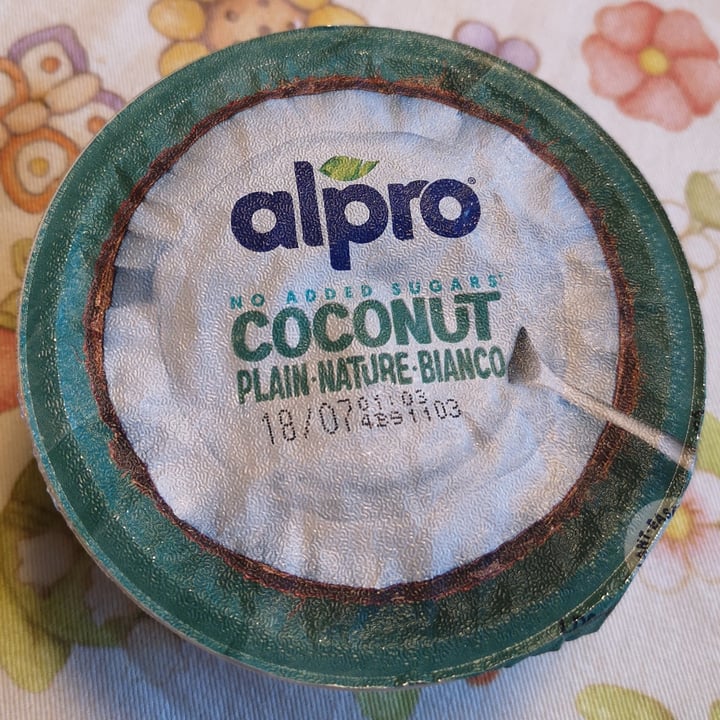 photo of Alpro coconut bianco natur shared by @bertins on  22 Jul 2023 - review
