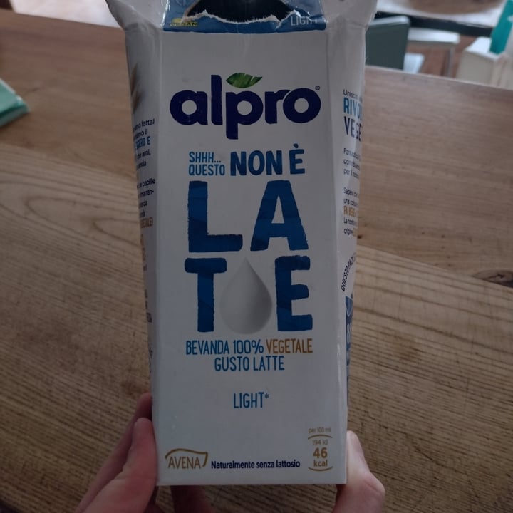 photo of Alpro Non è Latte Light shared by @giovannazoratto on  20 Jun 2023 - review