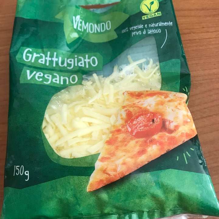 photo of Vemondo  Grattugiato Vegano shared by @knulpa on  18 Dec 2022 - review