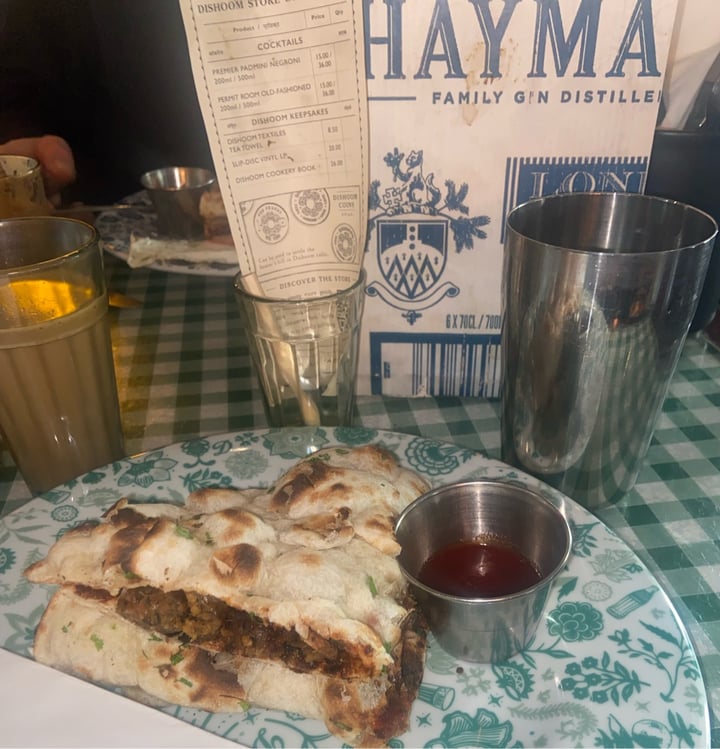 photo of Dishoom Shoreditch vegan sausage naan breakfast shared by @stephanievazq on  23 Mar 2023 - review