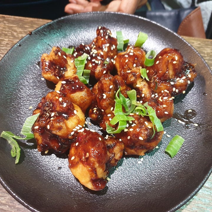 photo of Mugg & Bean Asian BBQ Cauliflower Bites shared by @ullu on  04 Jan 2023 - review