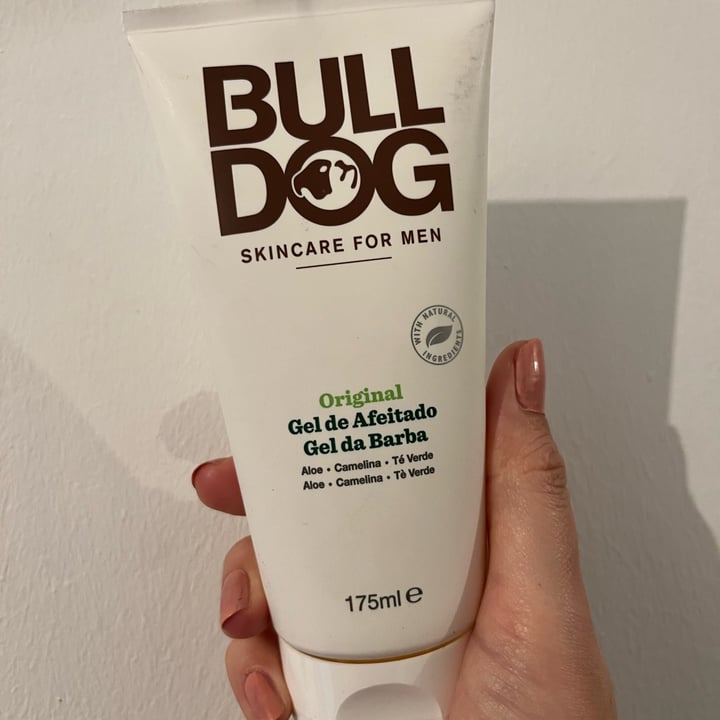 photo of Bulldog Gel de afeitado shared by @lauftv on  20 Mar 2023 - review