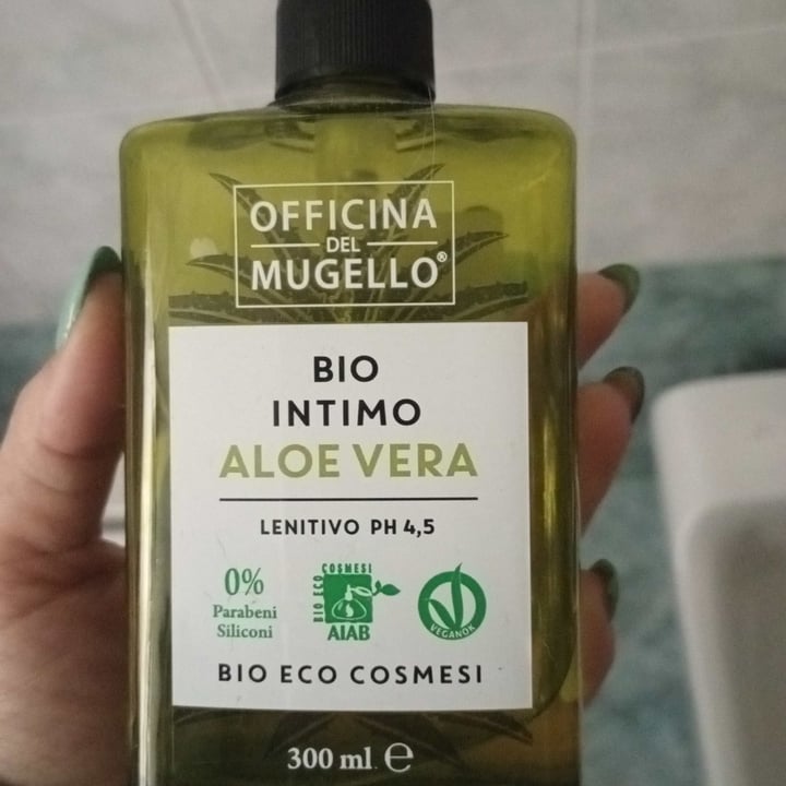 photo of Officina del Mugello bio intimo aloe vera shared by @marasantagata on  12 Mar 2023 - review