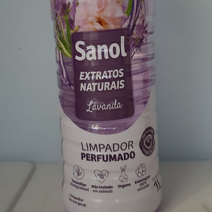 photo of Sanol limpador perfumado extratos naturais Lavanda shared by @katiabud on  08 Apr 2023 - review