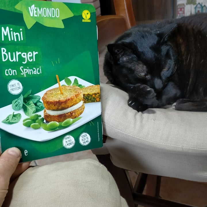 photo of Vemondo Mini burger con spinaci shared by @michelalessandra on  18 Apr 2023 - review