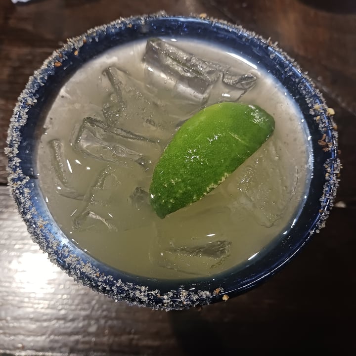 photo of Chili's Grill & Bar Mango Presidente Margarita shared by @heartartichokehearts on  15 Mar 2023 - review