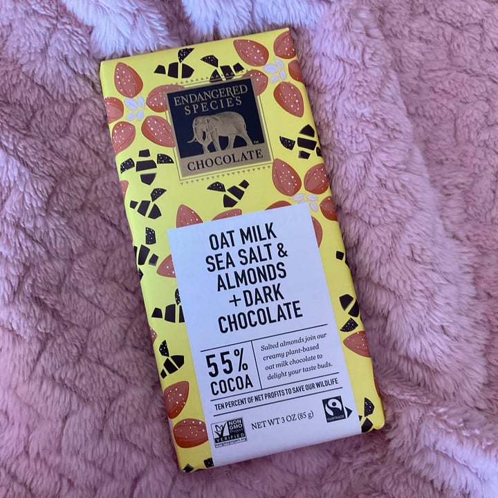photo of Endangered Species Chocolate Oatmilk, Sea Salt and Almonds + Dark Chocolate shared by @maddysveganlife on  20 Jan 2023 - review