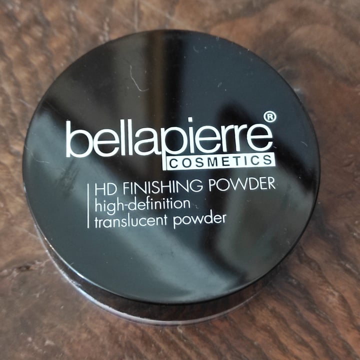 photo of Bellápierre Cosmetics HD Finishing Powder shared by @tuscanvegan on  02 May 2023 - review