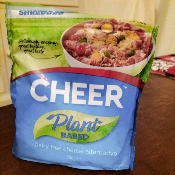 photo of Cheer Dairy free cheese alternative shared by @helenevegan on  10 May 2023 - review