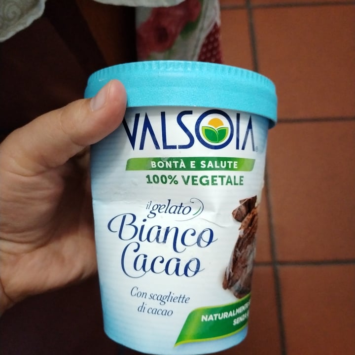photo of Valsoia Il gelato Bianco Cacao shared by @debby96 on  22 May 2023 - review
