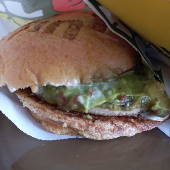 photo of JOY burgers Holy Guacamole shared by @solarrua on  06 Jun 2023 - review
