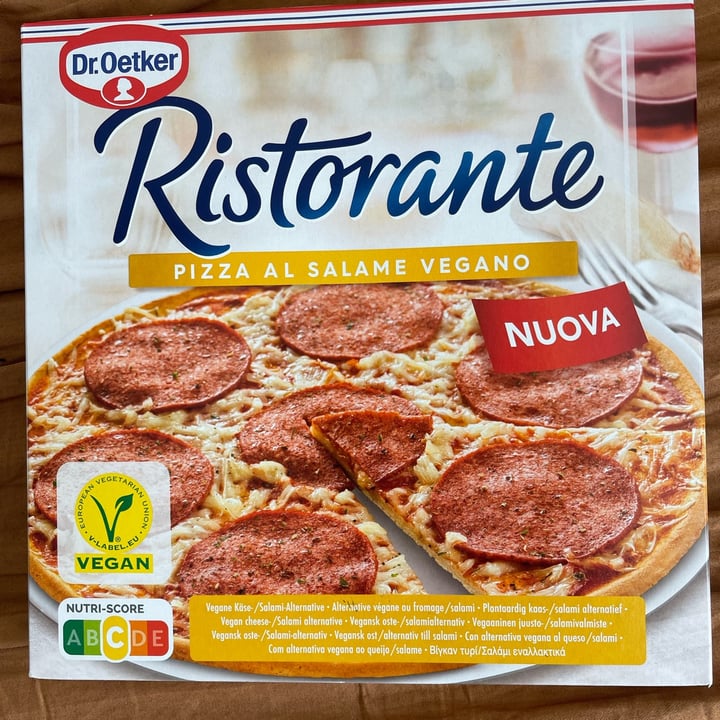 photo of Dr. Oetker Ristorante Pizza Al Salame Vegano shared by @venturahighway on  20 Feb 2023 - review