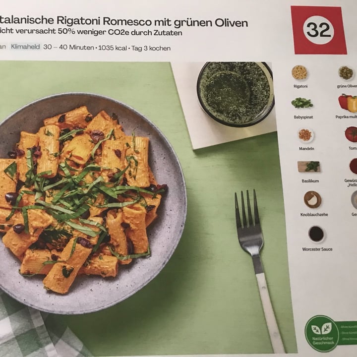 photo of Hello fresh Catalan Rigatoni Romesco with Green Olives shared by @philovegan on  07 May 2023 - review
