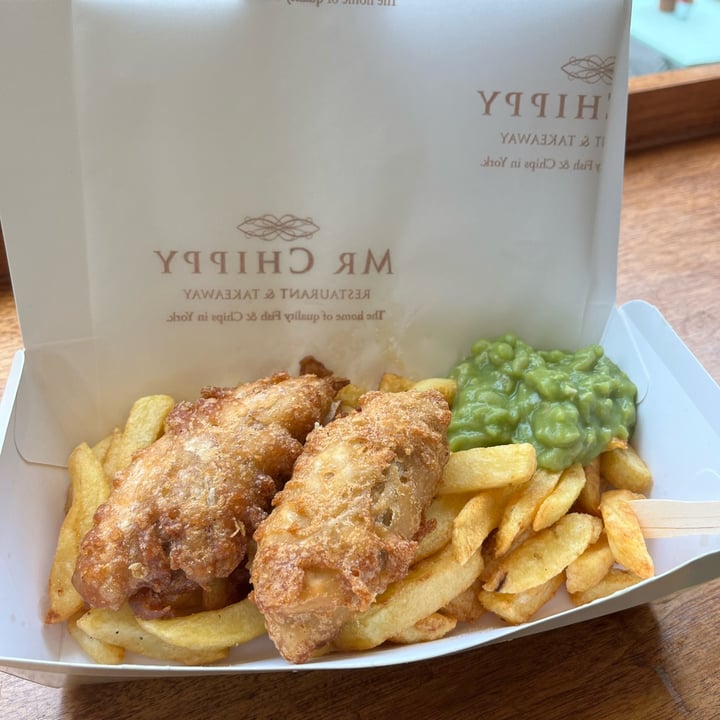 photo of Mr Chippy Vegan banana blossom fish and chips shared by @alliestephens on  01 Apr 2023 - review