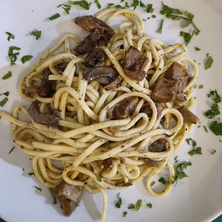 photo of Gallo D'oro Strozzapreti Con Funghi E Tartufo shared by @iwantasoul on  19 Feb 2023 - review