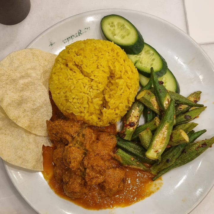 photo of PappaRich Nasi Lemak With Curry "Mutton" And sambal Okra shared by @snooby on  04 Jul 2023 - review
