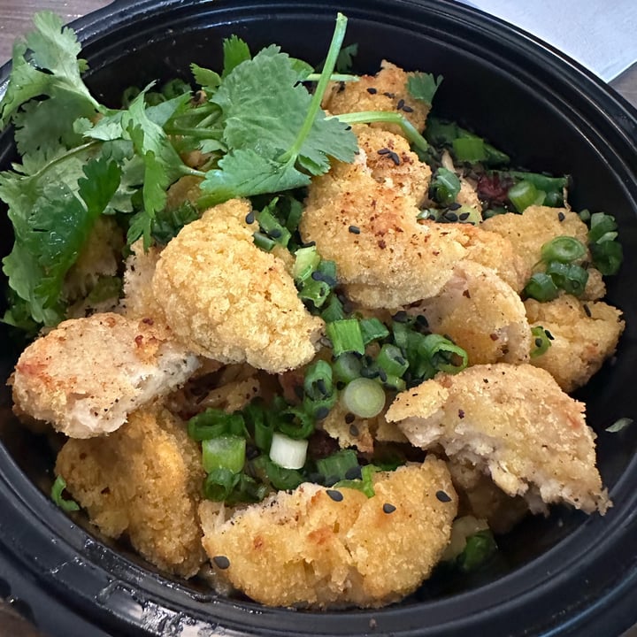photo of Noodles & Company Impossible Chicken Lo Mein shared by @jsaffi on  16 Jan 2023 - review