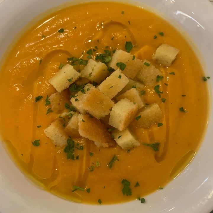 photo of Estravagario vellutata di zucca e pasta imperiale shared by @victoriantonioni on  04 Feb 2023 - review