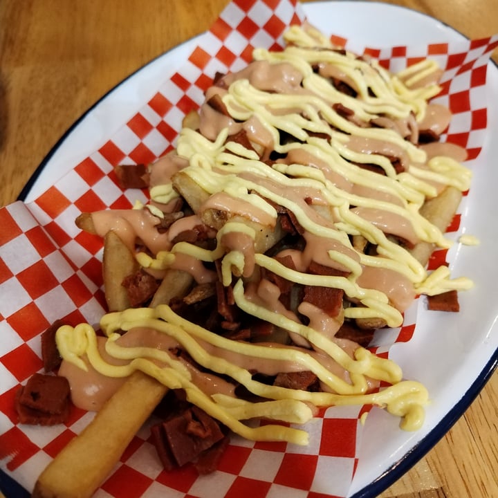 photo of LA GOLOSA VEGAN VURGER Patatas fritas con bacon shared by @masutil87 on  01 Feb 2023 - review