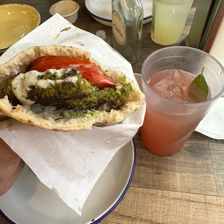 photo of Miznon Singapore Falafel Burger (Veganized) shared by @xmarcsthespot on  23 Nov 2022 - review