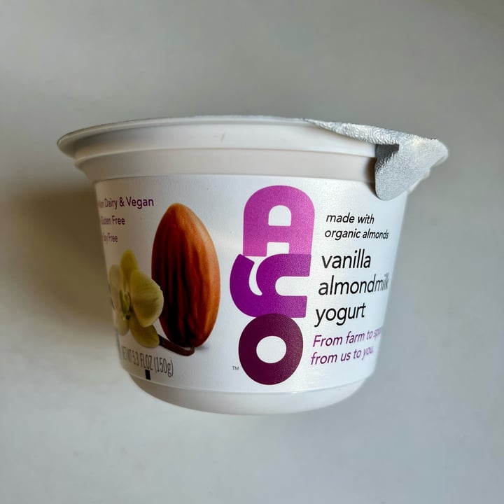 photo of Ayo Vanilla Almondmilk Yogurt shared by @kyu on  01 Mar 2023 - review