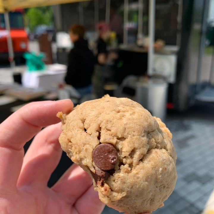 photo of The Tasty Plate Chocolate Chip Cookie shared by @moozoogabba on  10 Jun 2023 - review