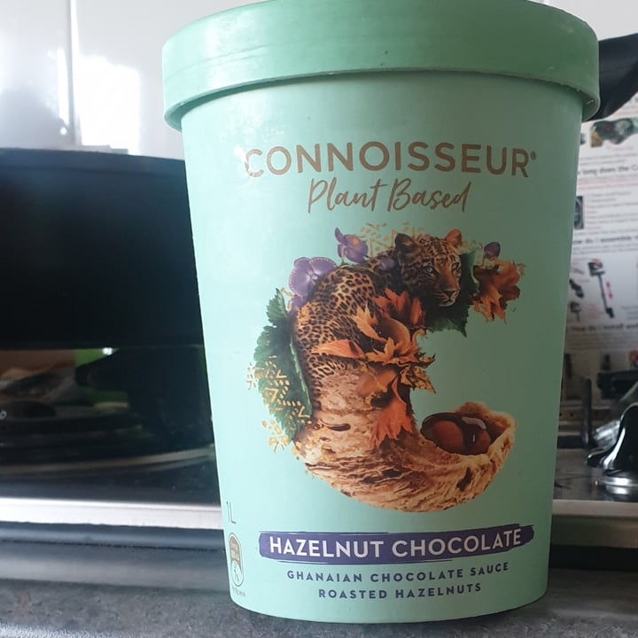 photo of Connoisseur Plant Based Hazelnut Chocolate shared by @carolynw on  07 Feb 2023 - review