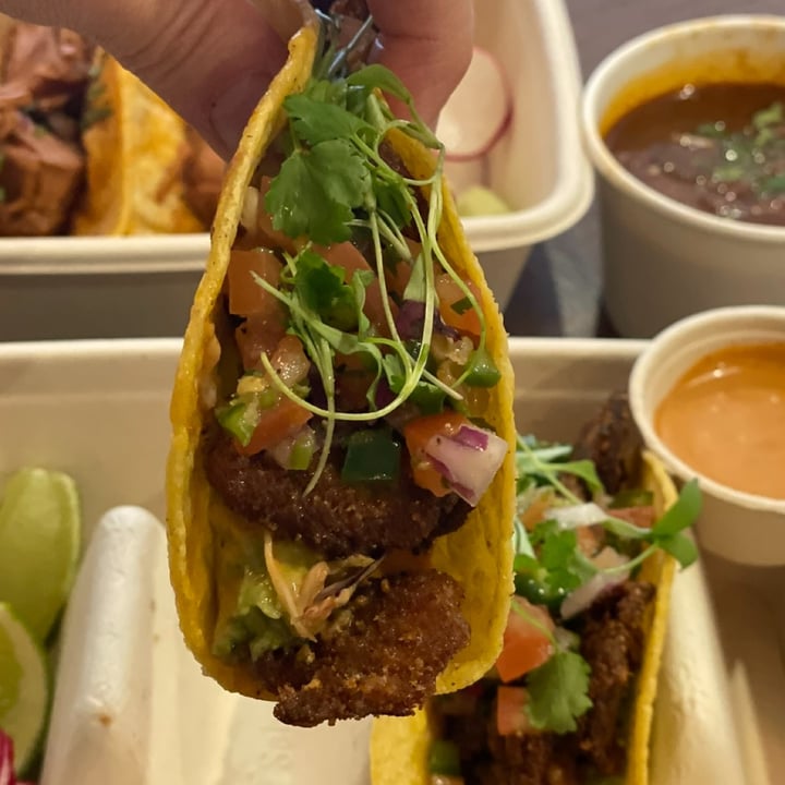photo of Raiz NYC Baja tacos shared by @flirtingwithvegan on  15 Apr 2023 - review