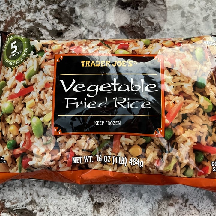 photo of Trader Joe's Vegetable Fried Rice shared by @dallasandsophie on  05 Feb 2023 - review