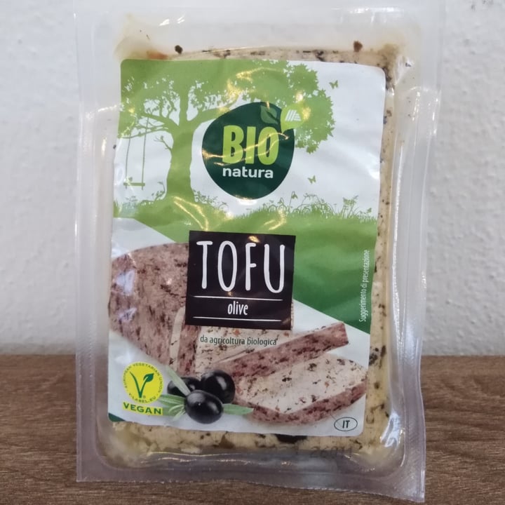photo of Bio Natura Tofu olive shared by @francescovegan on  28 Jan 2023 - review