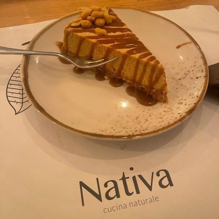 photo of Nativa Ristorante Cheesecake al burro di arachidi e caramello salato shared by @loveg on  08 Jan 2023 - review