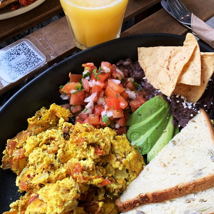 photo of Café Vegetal Tofu a la mexicana shared by @sandyna on  12 Feb 2023 - review