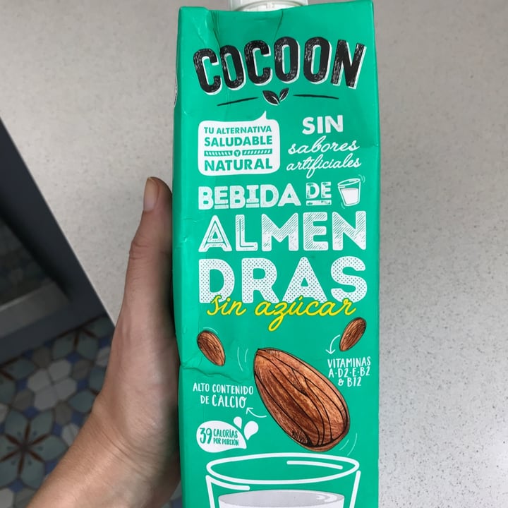 photo of Cocoon Bebida De Almendras Sin Azucar shared by @signorinaluciana on  14 Mar 2023 - review