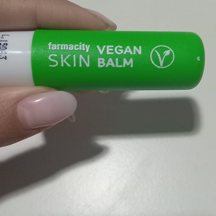 photo of Farmacity  Balsamo Labial Vegan Balm shared by @ayegomez on  24 Jul 2023 - review