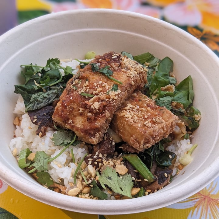 photo of World Street Kitchen Yum yum rice bowl with marinated tofu shared by @iszy on  18 Jul 2023 - review