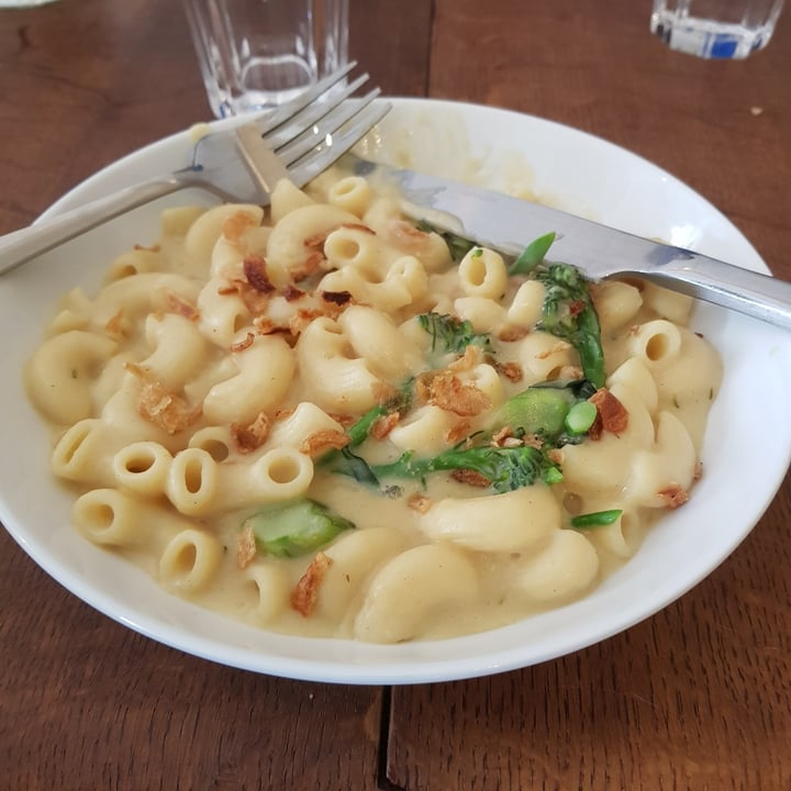photo of Nooch Bar and Kitchen Nooch Mac & Brocolli Cheese shared by @veganpaw on  02 Apr 2023 - review