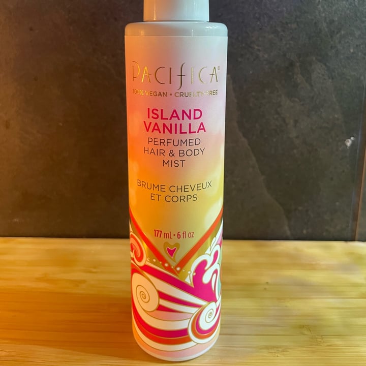 photo of Pacifica Island Vanilla Perfumed Hair & Body Mist shared by @plantifullush on  29 Mar 2023 - review