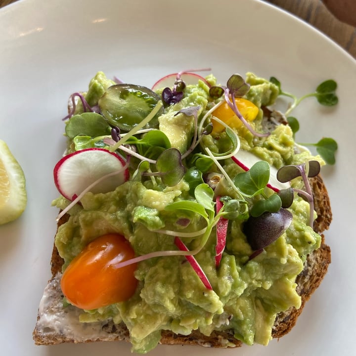 photo of Doppio Zero Avocado on toast shared by @ashers5 on  22 Mar 2023 - review