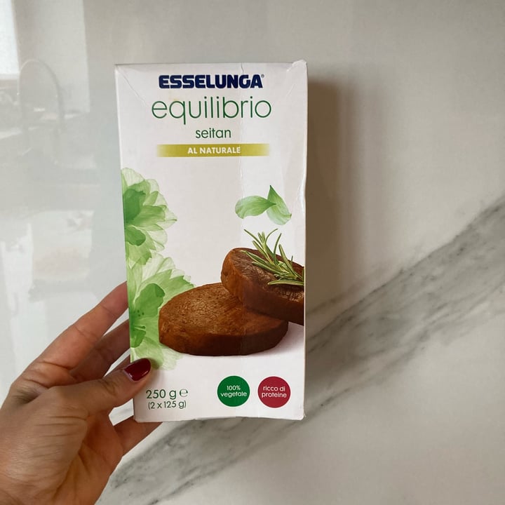 photo of Esselunga equilibrio seitan al naturale shared by @corinne93 on  12 May 2023 - review
