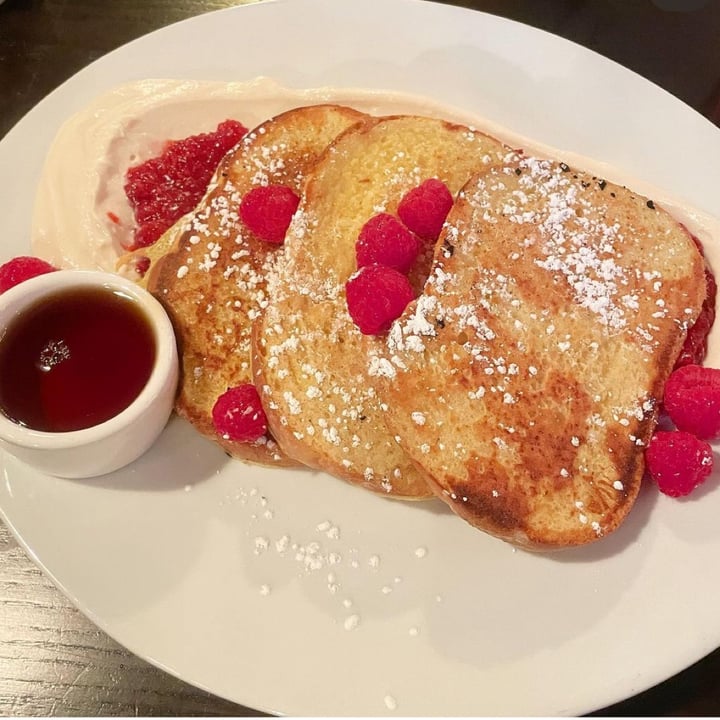 photo of Modern Love Challah French Toast shared by @veganelizabeth on  12 May 2023 - review