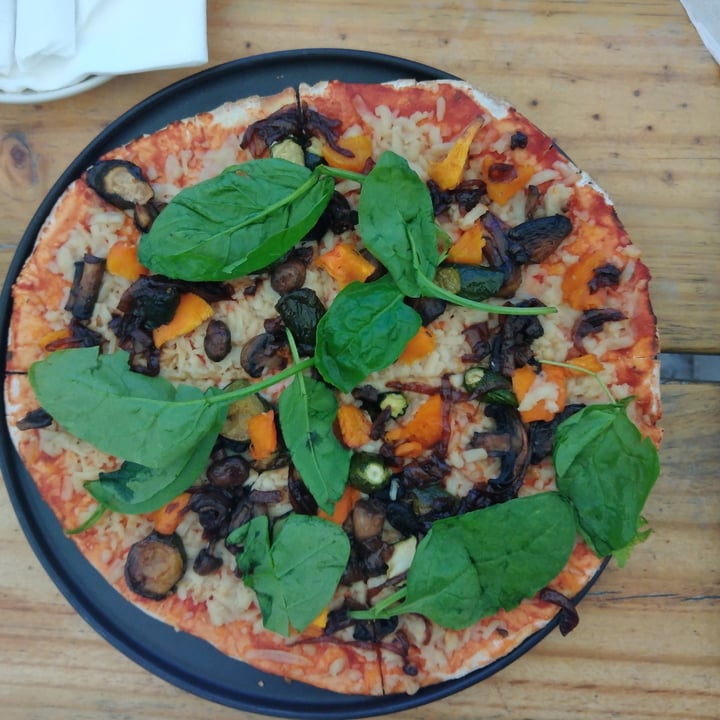 photo of Clay Cafe Hout Bay Ortaggio Pizza shared by @laurenbettyd on  21 Jan 2023 - review