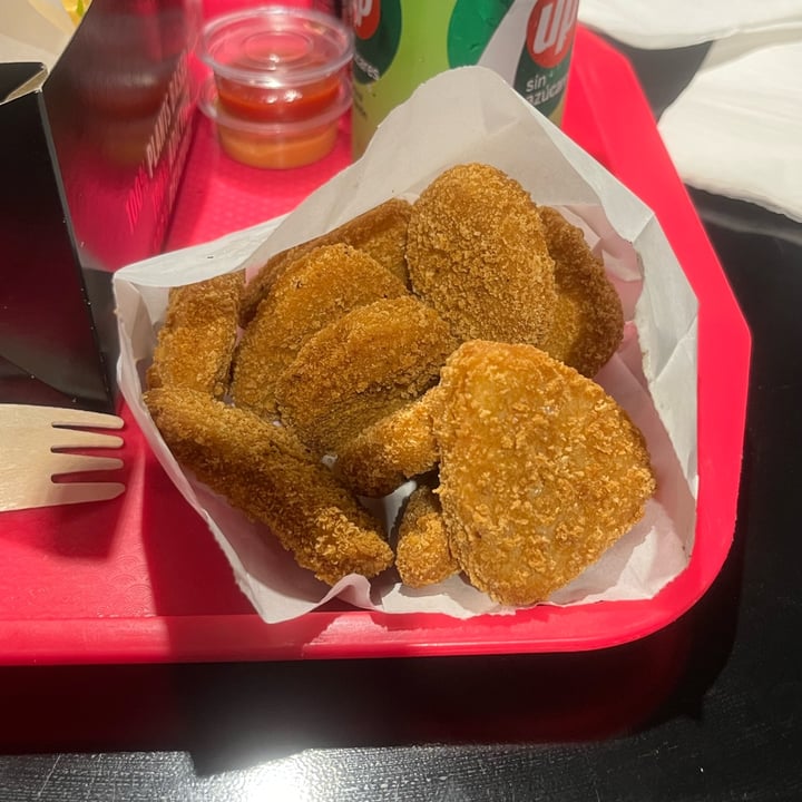 photo of VEGAN FOX Nuggets shared by @emanuelo on  13 Mar 2023 - review